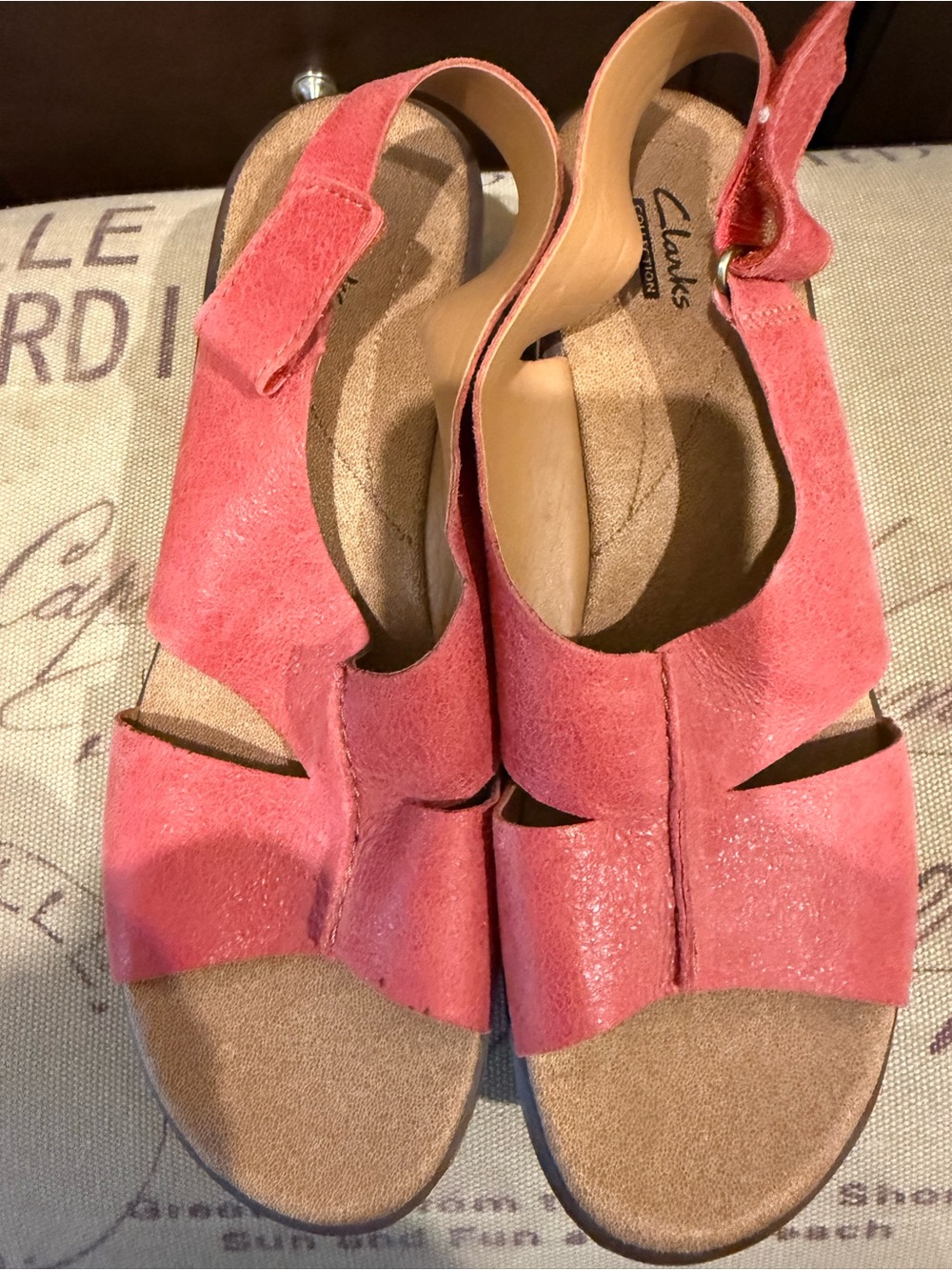 NWOT Clarks Coral Pink Suede Slingback Sandals